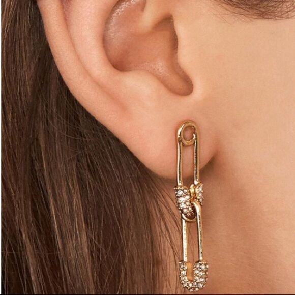 Double Safety Pin Gold Tone Crystal Rhinestone Earrings NWT - Picture 2 of 6